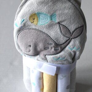 Falls Creek Unisex  Baby 4 Piece Bath Set Elephant Hooded Towel & 3 Wash Cloths